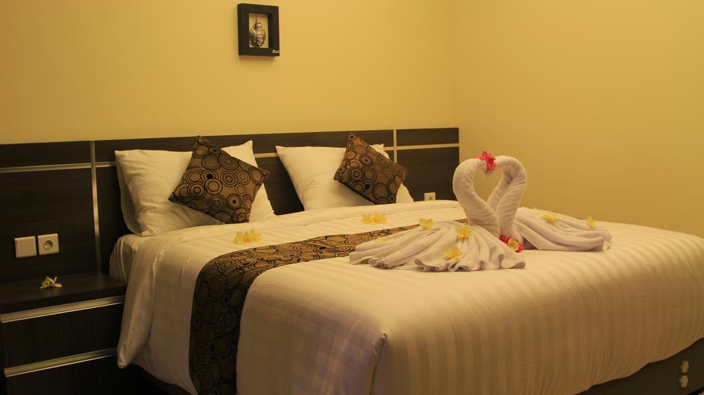 The Surya Kuta Villa Dış mekan fotoğraf